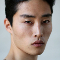 온라인인 2번 남자